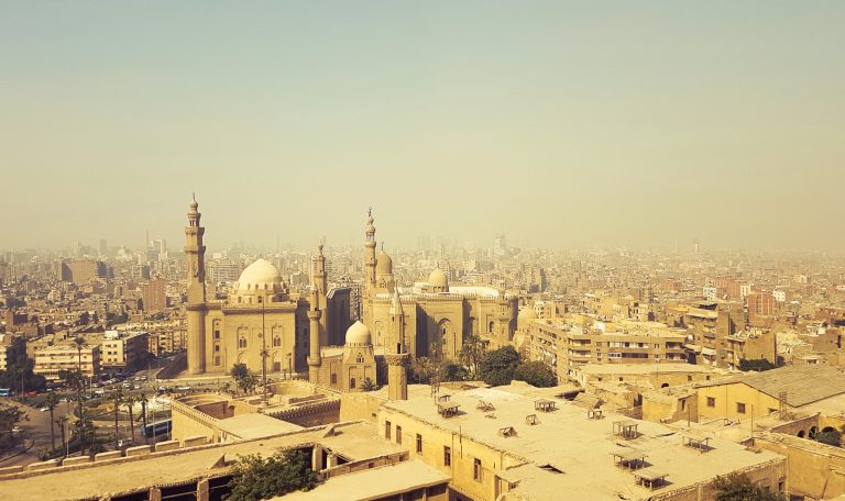 Le Caire