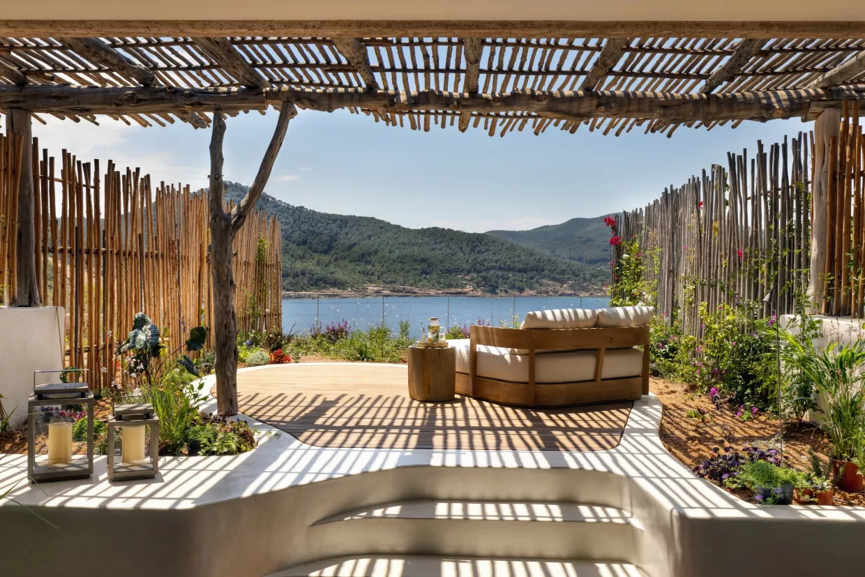 Six Senses Resorts & Spas 5*