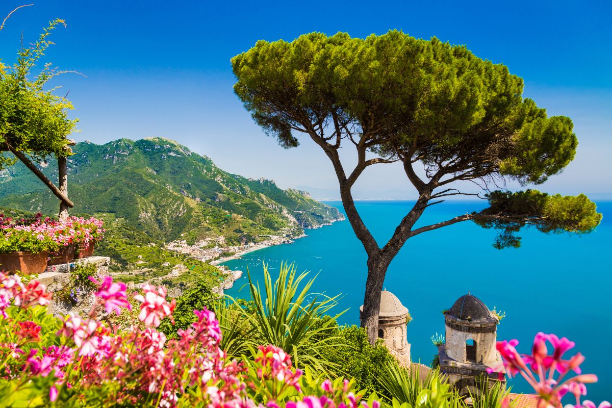 hotel bord de mer en italie