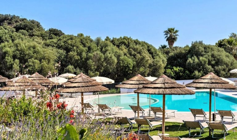 Cala Sinzias Resort 4* en Sardaigne