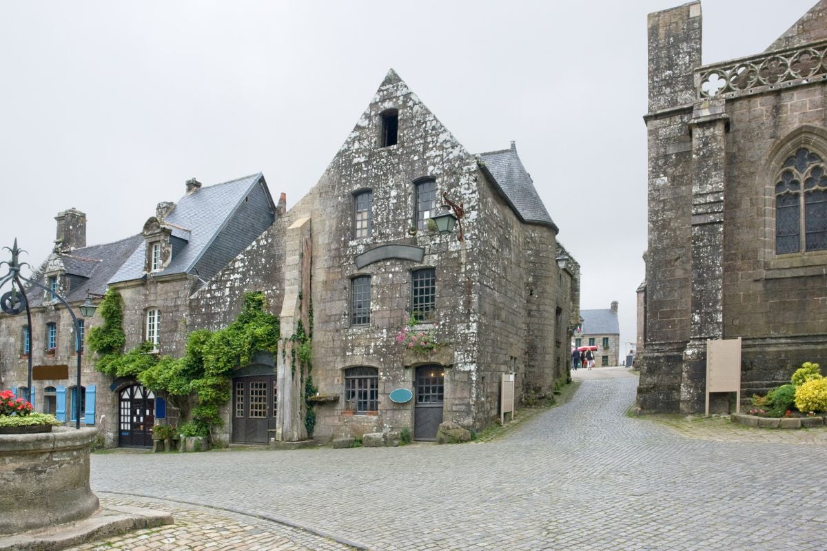 Locronan