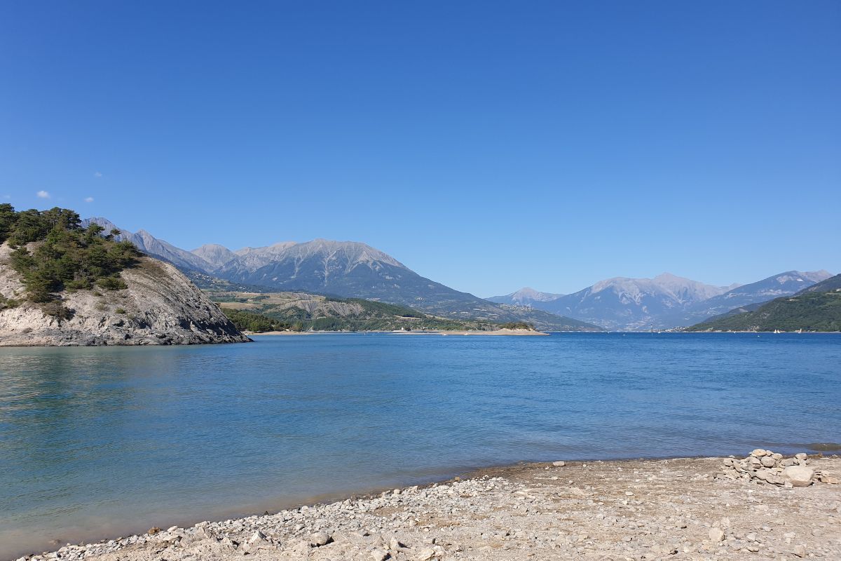 Lac de montagne pour ses vacances en été