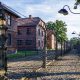 Visiter Auschwitz : Le Guide pour voyager et découvrir ce lieu emblématique !