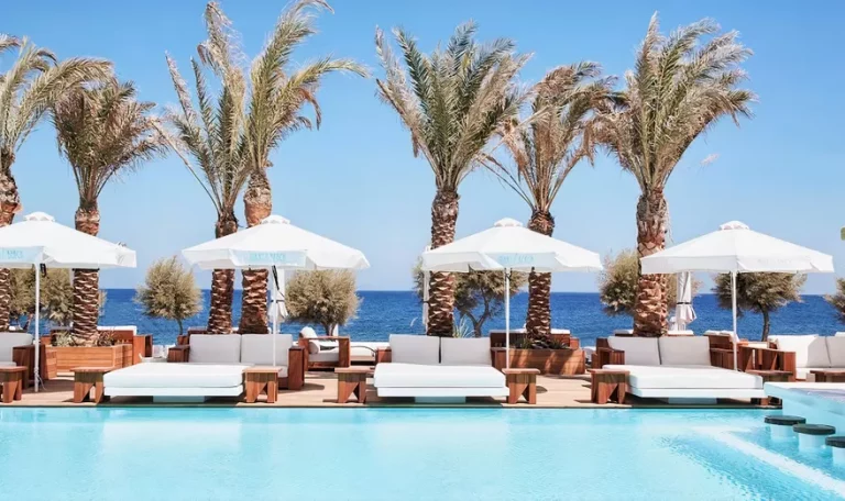 Nikki Beach Santorin 5*