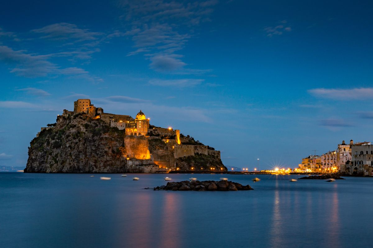 Comment rejoindre l’île d’Ischia ?