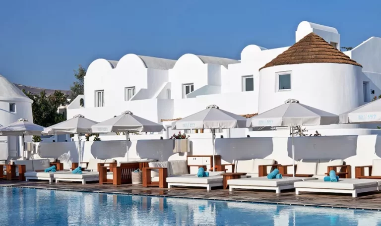 Nikki Beach Santorin 5*