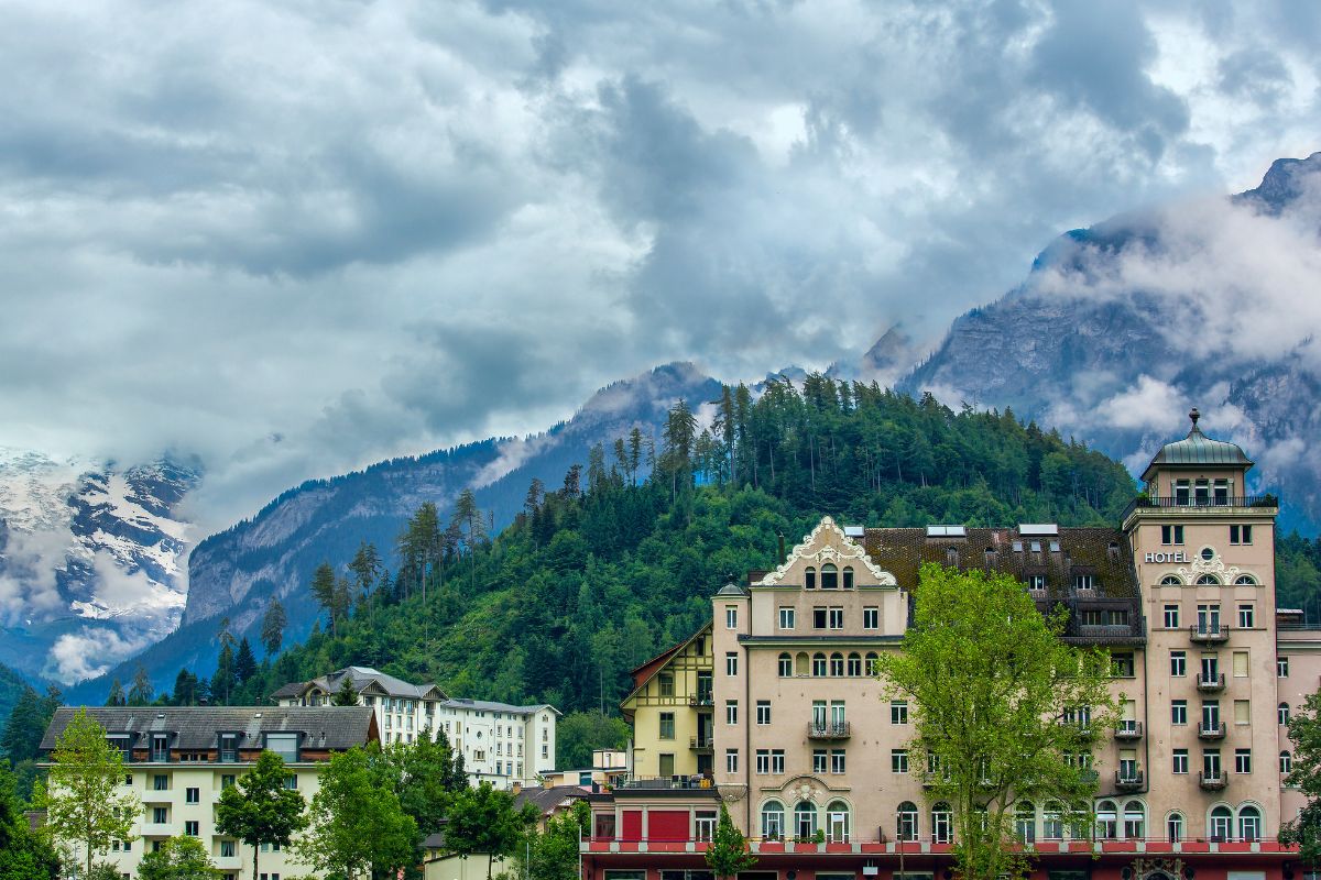 Les 8 meilleurs endroits où aller en Suisse en Hiver en 2024