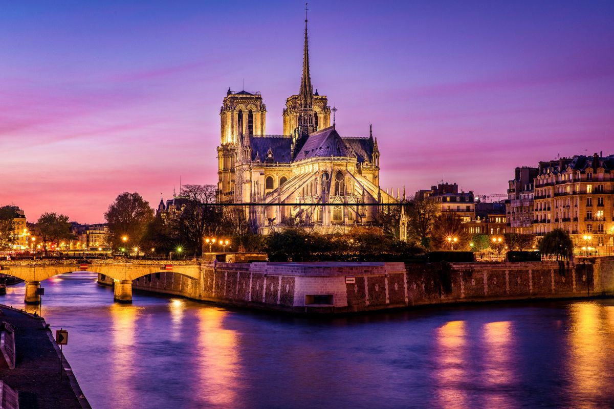 Plus belles eglises et cathédrales