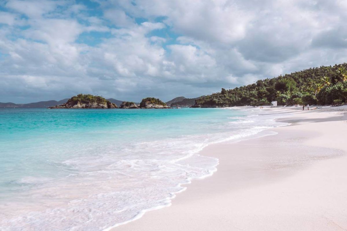 Trunk Bay : Élue plus belle plage du monde à l’instant