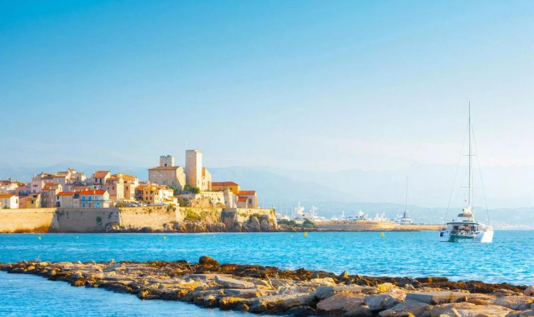 Hôtel La Villa Cap d’Antibes 4*