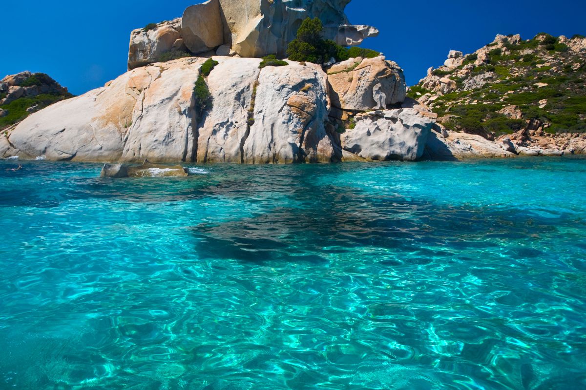 Comment faire pour aller en Sardaigne depuis Marseille ?