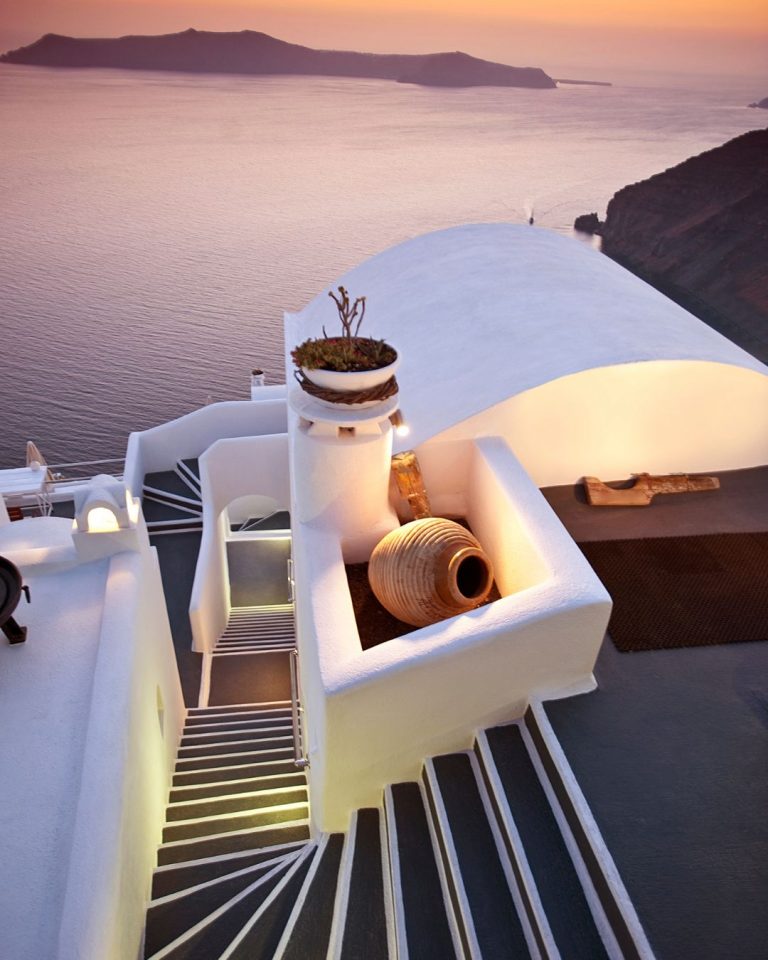 Modernity Suites Santorini 4*