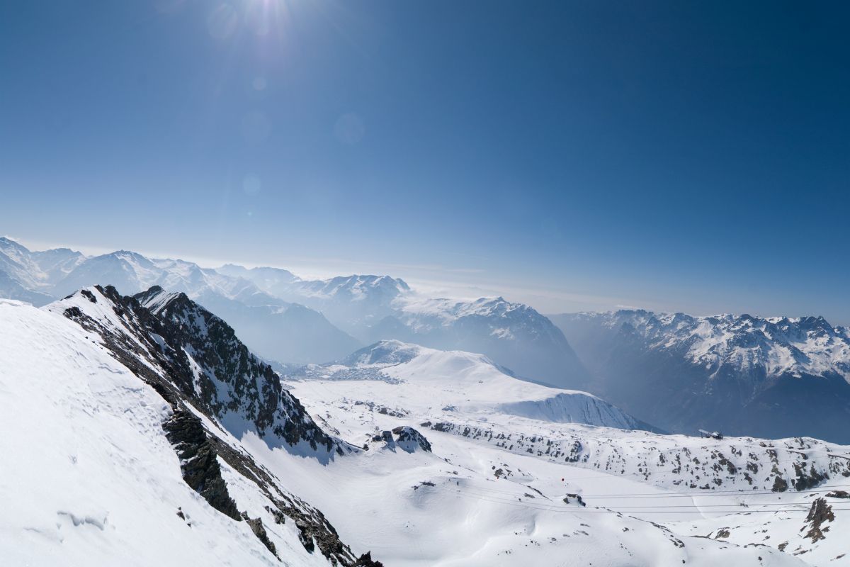 Le tunnel de la piste à l’Alpe d’Huez : C’est l’activité à faire cet hiver !