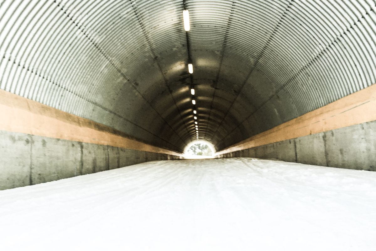 Le tunnel de la piste à l’Alpe d’Huez : C’est l’activité à faire cet hiver !