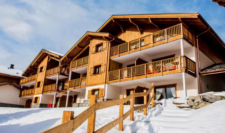 Résidence Boutique CGH Les Chalets de Léana 5*