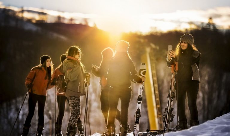 Voici les 5 meilleures stations de ski pour les camping car en 2025