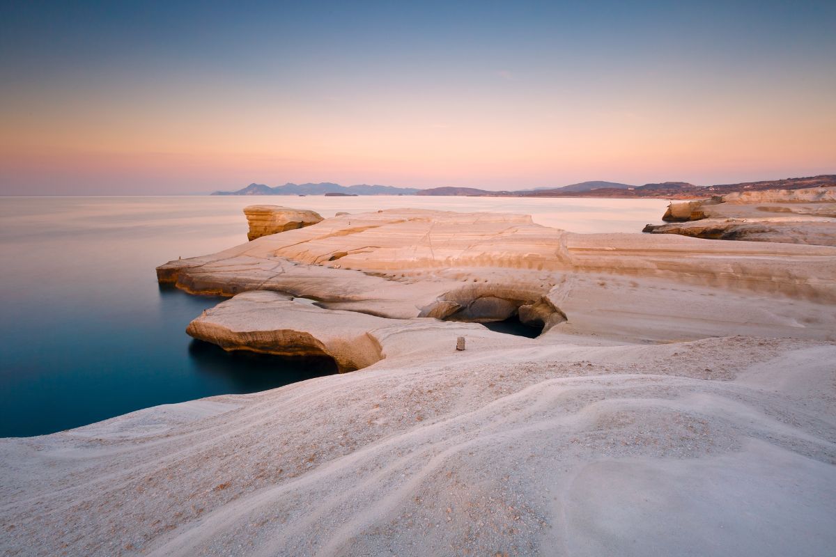 Milos : Le guide pratique de cette île Grecque