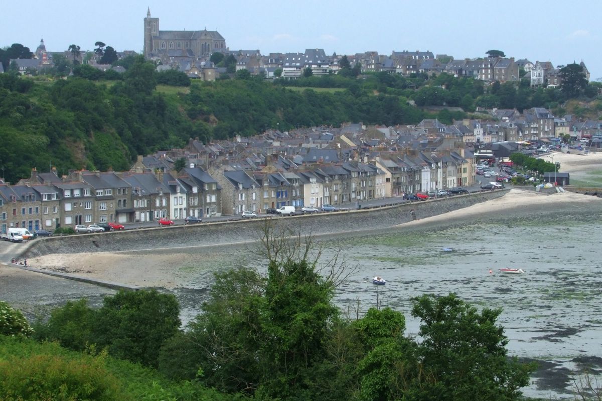 Les 4 meilleurs hôtels à Cancale avec vue sur la mer en 2025