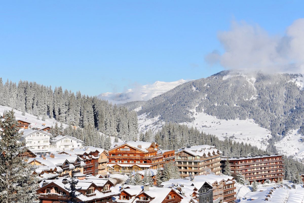 Megève ou Courchevel : Quelle est la meilleure station de ski ?