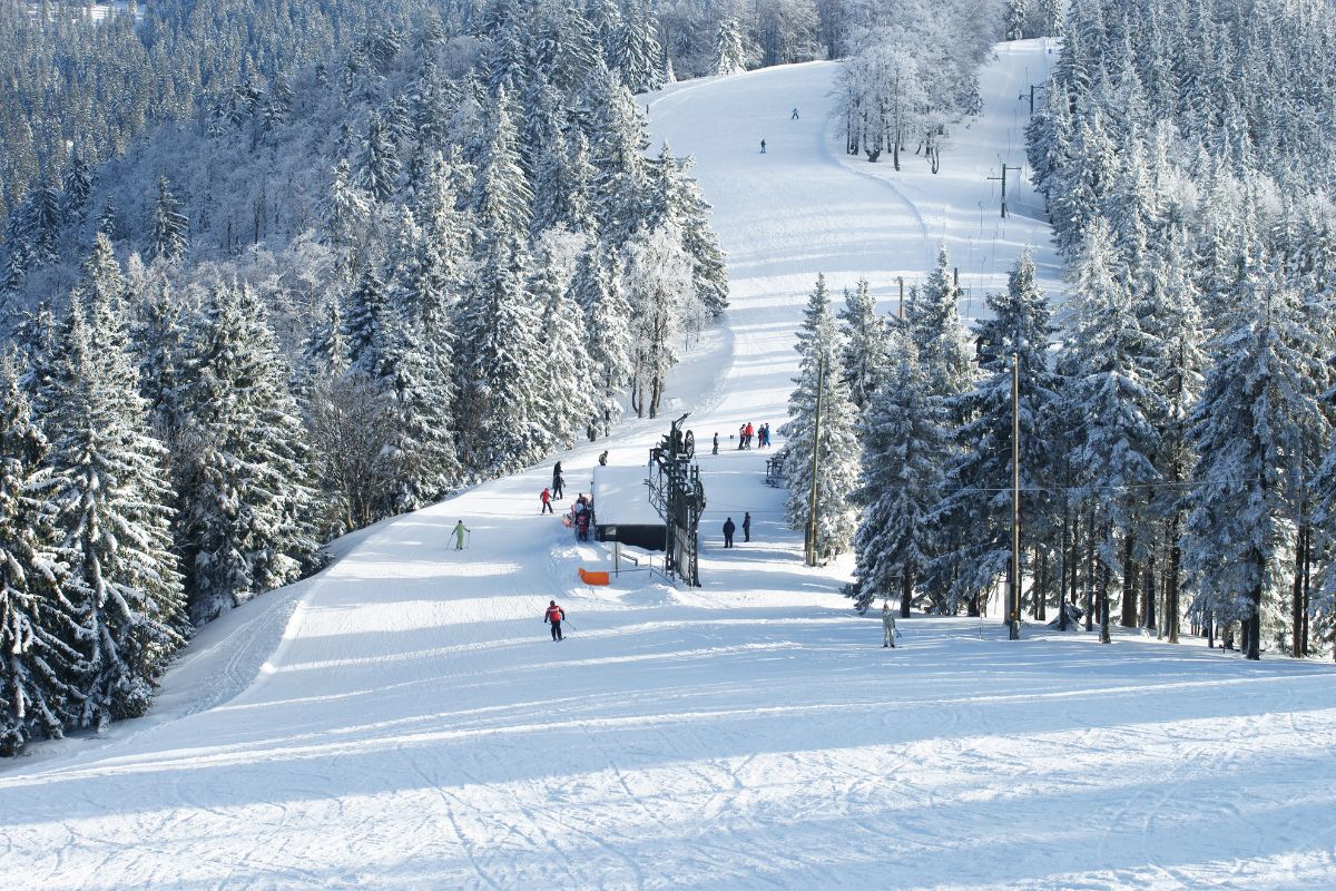 Que vaut la station de ski Mérillon : Mon avis !