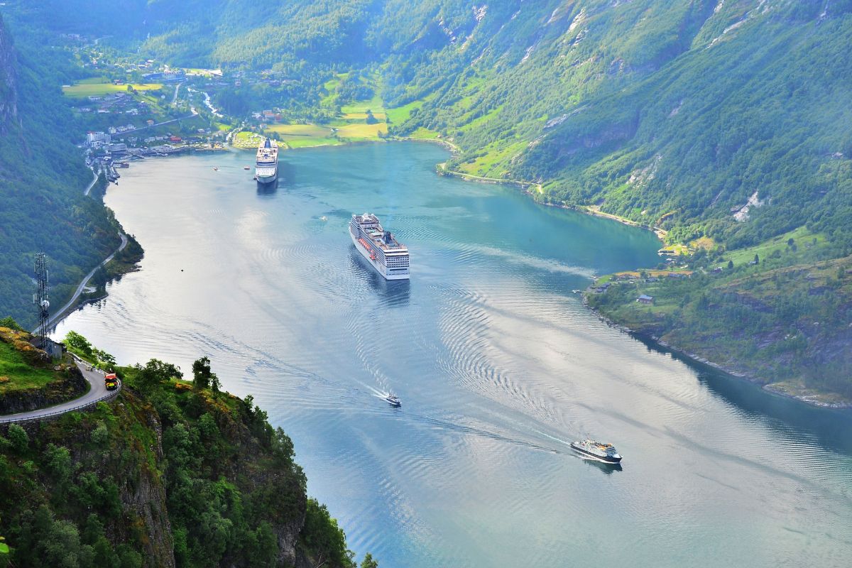 Les 10 plus beaux fjords de Norvège à découvrir l’Hiver